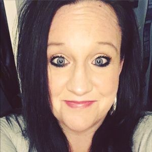 Meet your Posher, Alisha